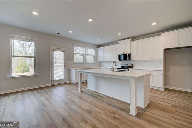 2566 Cadenza Circle, Dacula, GA 30019