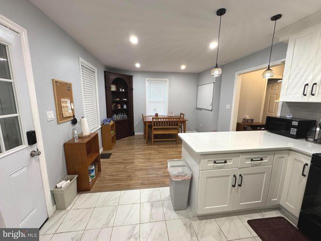 218 BIRCH AVE, Princeton, NJ 08542