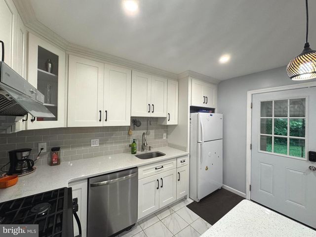 218 BIRCH AVE, Princeton, NJ 08542