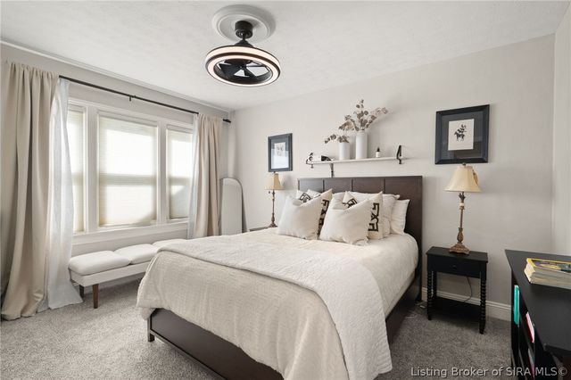 536 N McKinley Avenue, Clarksville, IN 47129