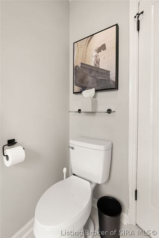 536 N McKinley Avenue, Clarksville, IN 47129