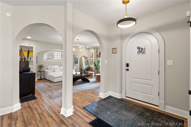 536 N McKinley Avenue, Clarksville, IN 47129