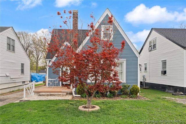 536 N McKinley Avenue, Clarksville, IN 47129