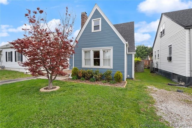 536 N McKinley Avenue, Clarksville, IN 47129