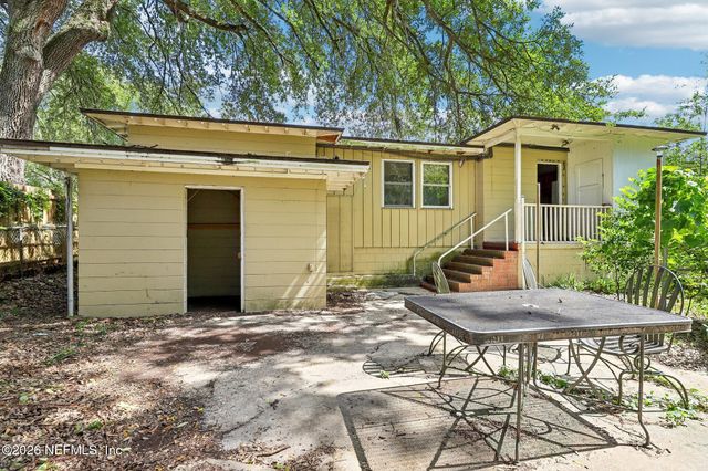 4912 BRIDGEWATER Circle, Jacksonville, FL 32207