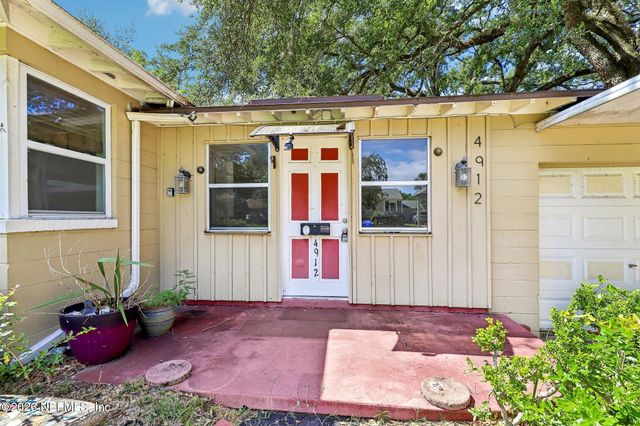 4912 BRIDGEWATER Circle, Jacksonville, FL 32207