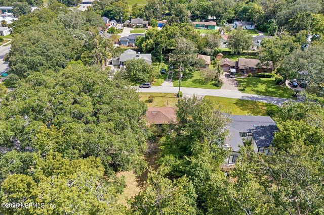 4912 BRIDGEWATER Circle, Jacksonville, FL 32207