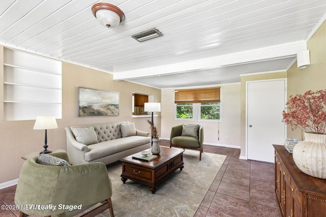 4912 BRIDGEWATER Circle, Jacksonville, FL 32207