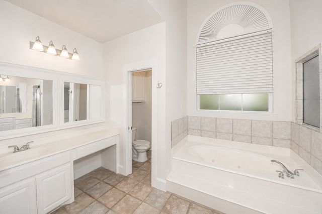 3332 W 4th Street, Fort Worth, TX 76107