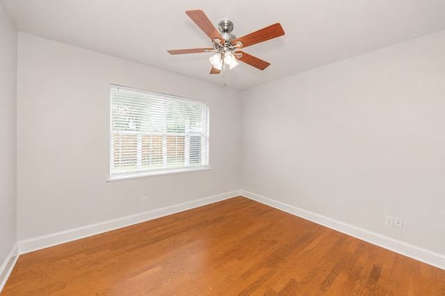 3332 W 4th Street, Fort Worth, TX 76107
