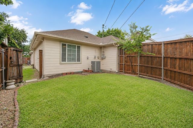 3332 W 4th Street, Fort Worth, TX 76107