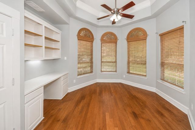 3332 W 4th Street, Fort Worth, TX 76107