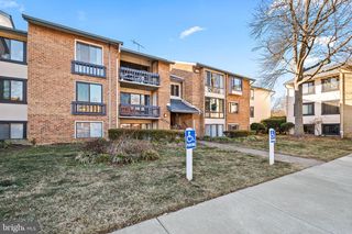 10225 VALENTINO DR #7214, Oakton, VA 22124