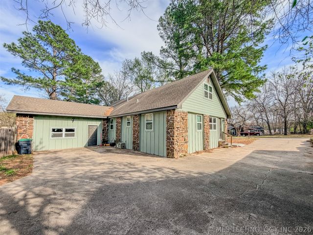 305 Wheeler Street, Tahlequah, OK 74464