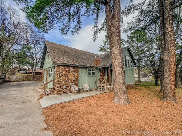 305 Wheeler Street, Tahlequah, OK 74464