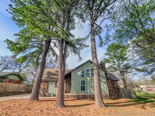 305 Wheeler Street, Tahlequah, OK 74464