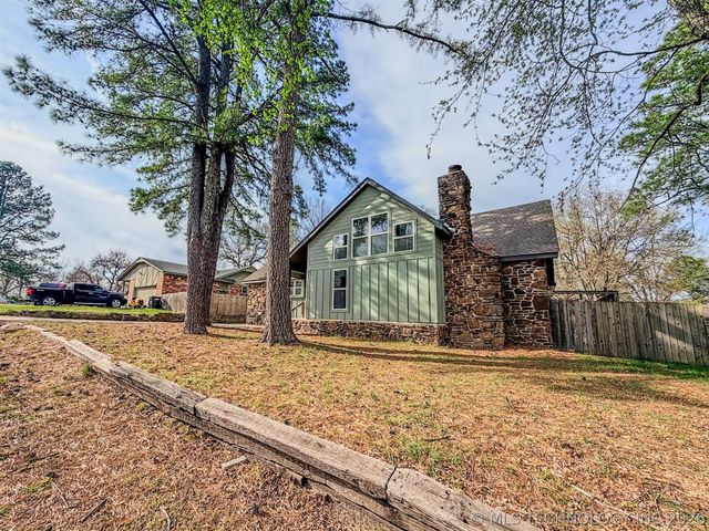 305 Wheeler Street, Tahlequah, OK 74464