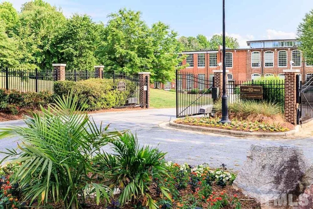 1535 Caraleigh Mills Court 102, Raleigh, NC 27603