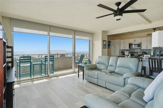 715 S Upper Broadway St 601, Corpus Christi, TX 78401