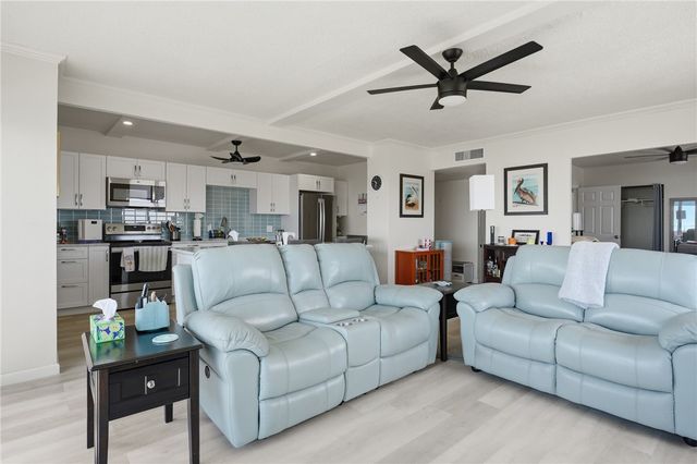 715 S Upper Broadway St 601, Corpus Christi, TX 78401