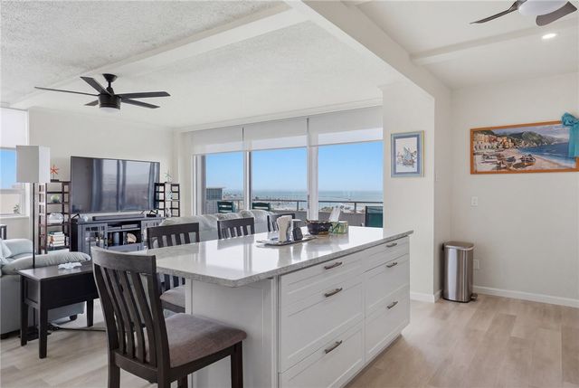 715 S Upper Broadway St 601, Corpus Christi, TX 78401