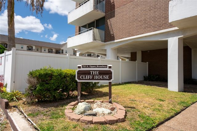 715 S Upper Broadway St 601, Corpus Christi, TX 78401