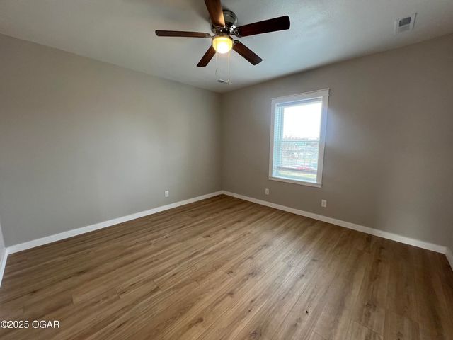 820 S Byers Avenue, Joplin, MO 64801