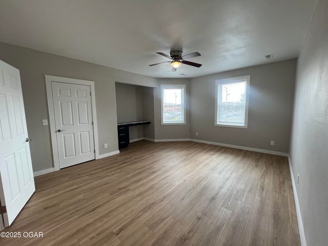 820 S Byers Avenue, Joplin, MO 64801