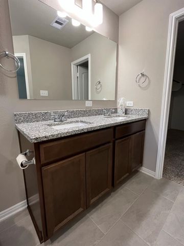 14364 N Summerchase Circle, Willis, TX 77318