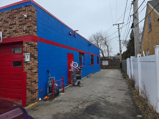 1580 S Cora Street, Des Plaines, IL 60018