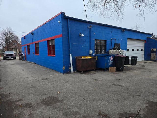 1580 S Cora Street, Des Plaines, IL 60018