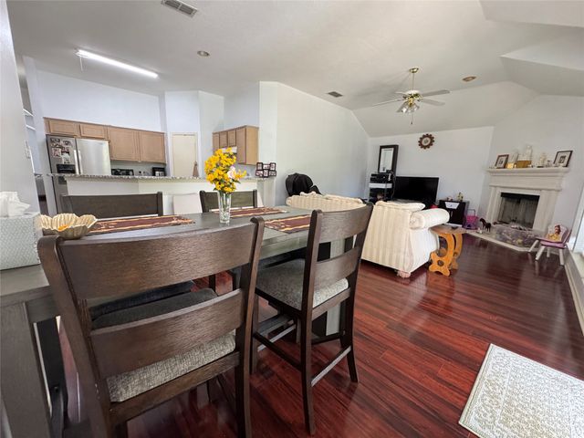700 N Emma Drive, Arlington, TX 76002