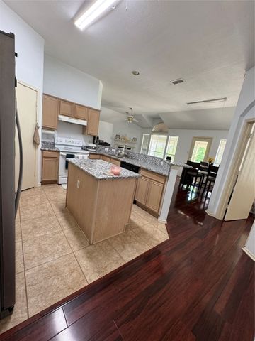 700 N Emma Drive, Arlington, TX 76002