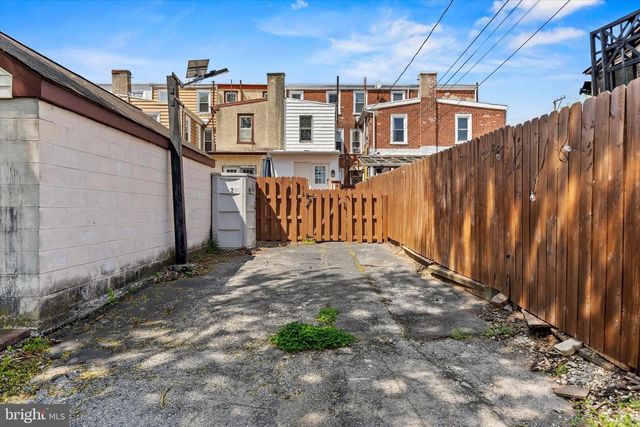 218 FORREST AVE, Norristown, PA 19401