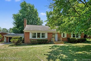 33200 Edgegrove, Fraser, MI 48026