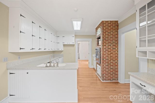 1223 Creekside Drive, Conover, NC 28613