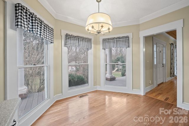 1223 Creekside Drive, Conover, NC 28613