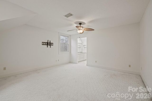 1223 Creekside Drive, Conover, NC 28613