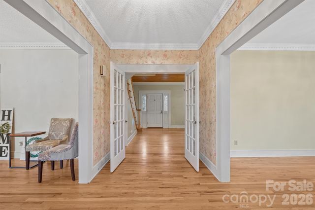 1223 Creekside Drive, Conover, NC 28613