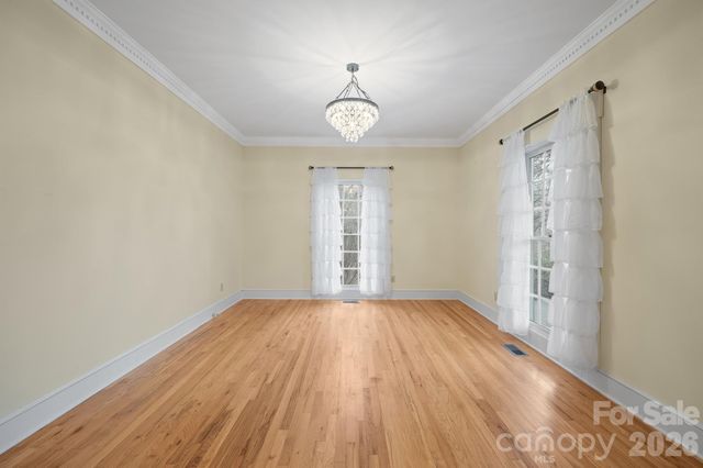 1223 Creekside Drive, Conover, NC 28613