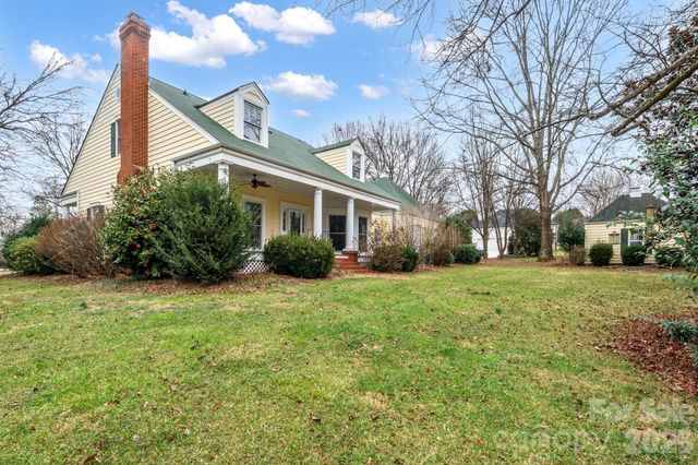 1223 Creekside Drive, Conover, NC 28613