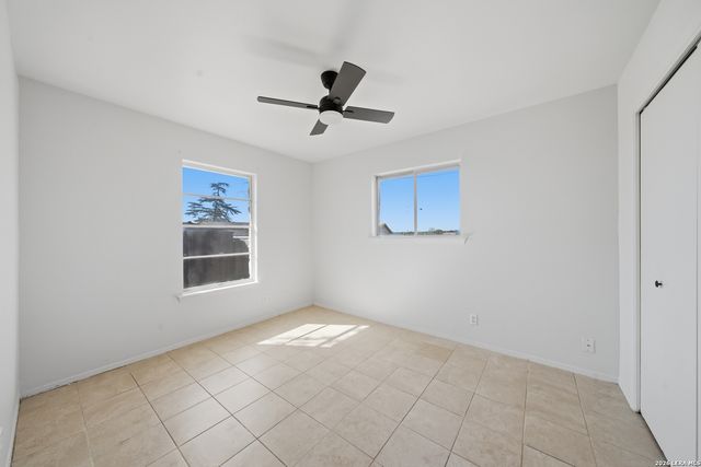 612 byrd, Universal City, TX 78148