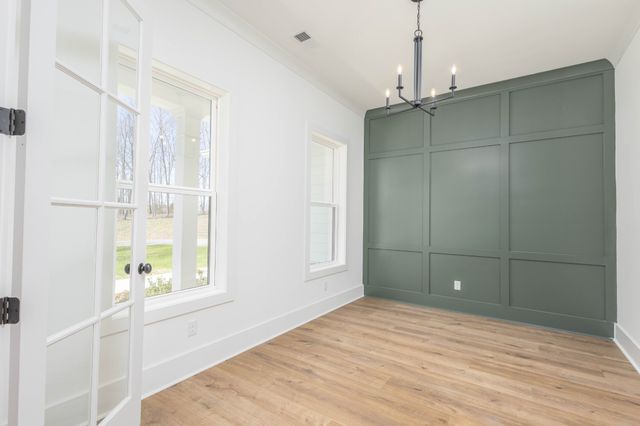 7765 Barnhill Road, Primm Springs, TN 38476