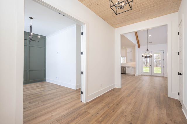 7765 Barnhill Road, Primm Springs, TN 38476