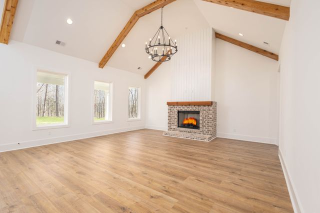 7765 Barnhill Road, Primm Springs, TN 38476