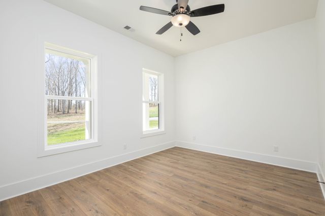 7765 Barnhill Road, Primm Springs, TN 38476