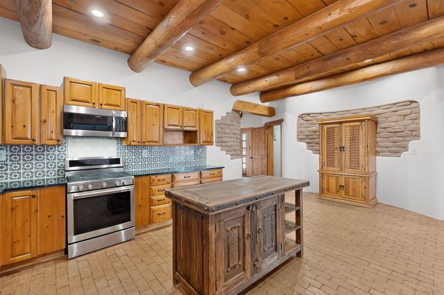 1925 Sonora Road NE, Rio Rancho, NM 87144