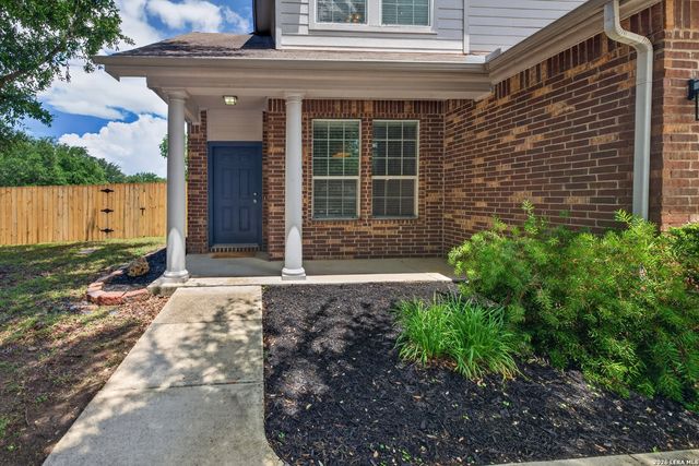 918 LAUREN ST, New Braunfels, TX 78130