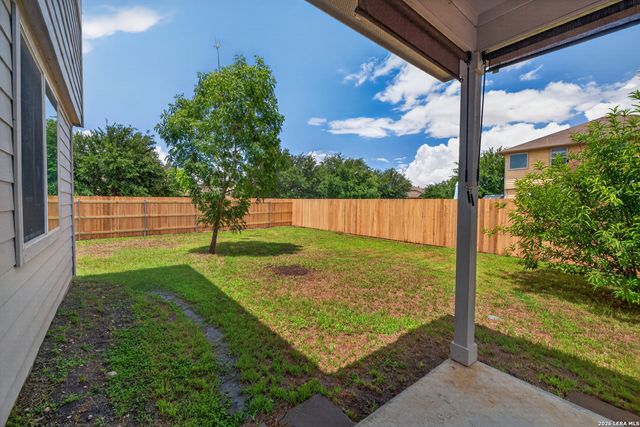 918 LAUREN ST, New Braunfels, TX 78130