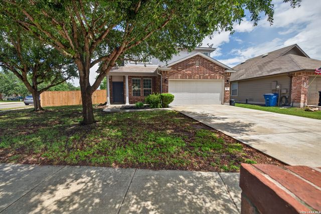 918 LAUREN ST, New Braunfels, TX 78130